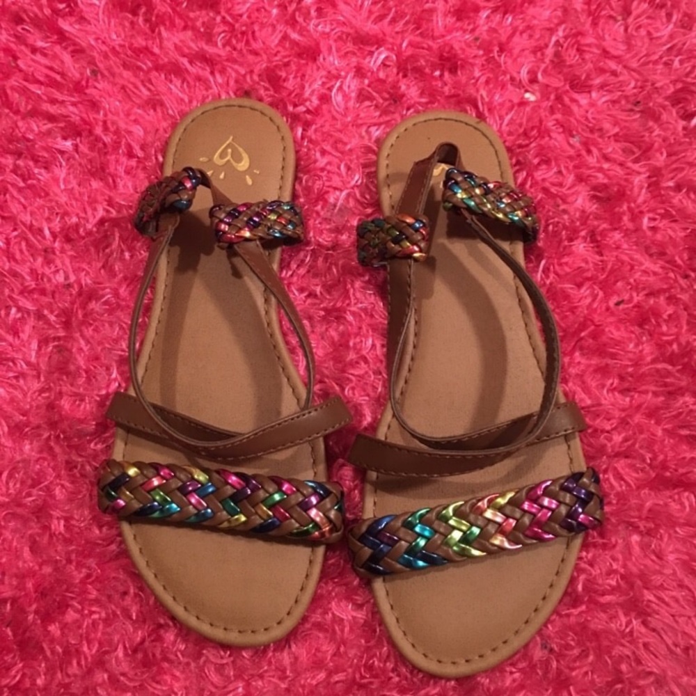 Girl’s gladiator sandals